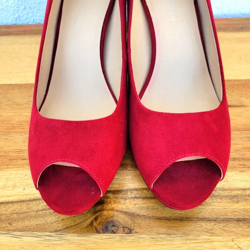 By CL Laundry Heels Shoes Women's Size 10 - Picture 11 of 16